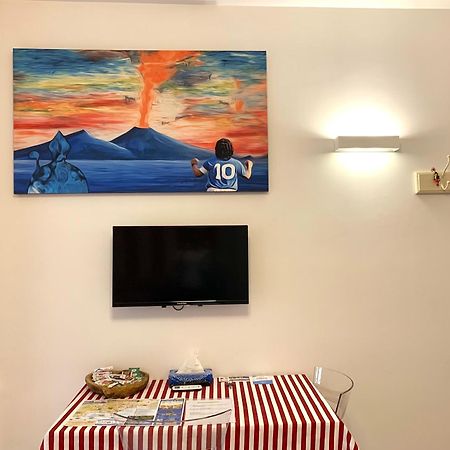 Casa Giulia, Nuovo Appartamento In Centro! Napoli Esterno foto